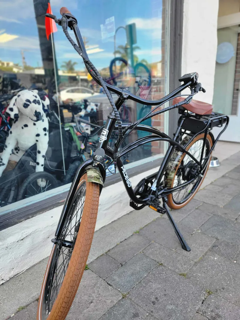 INTERCEPTOR BLACK - CAMO FENDERS - BROWN PACKAGE - 26 IN - 52v 10.5Ah BATTERY